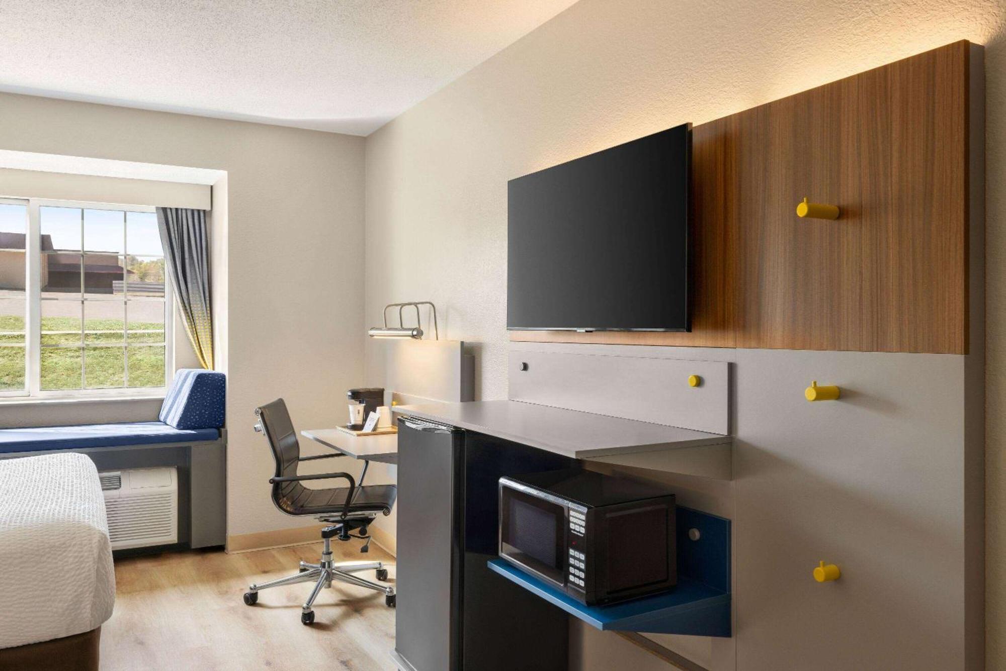 Microtel Inn & Suites By Wyndham New Ulm Ngoại thất bức ảnh