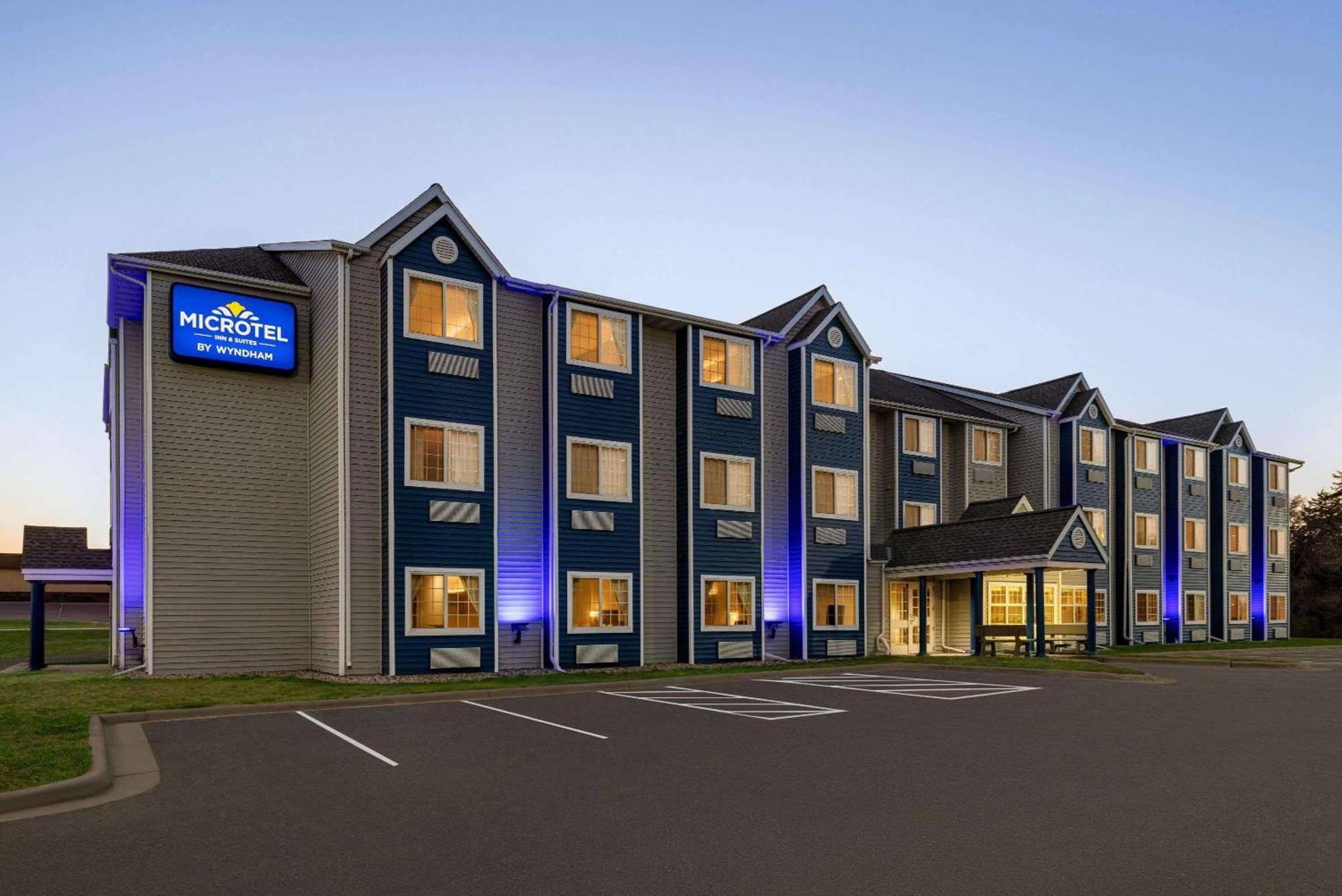 Microtel Inn & Suites By Wyndham New Ulm Ngoại thất bức ảnh